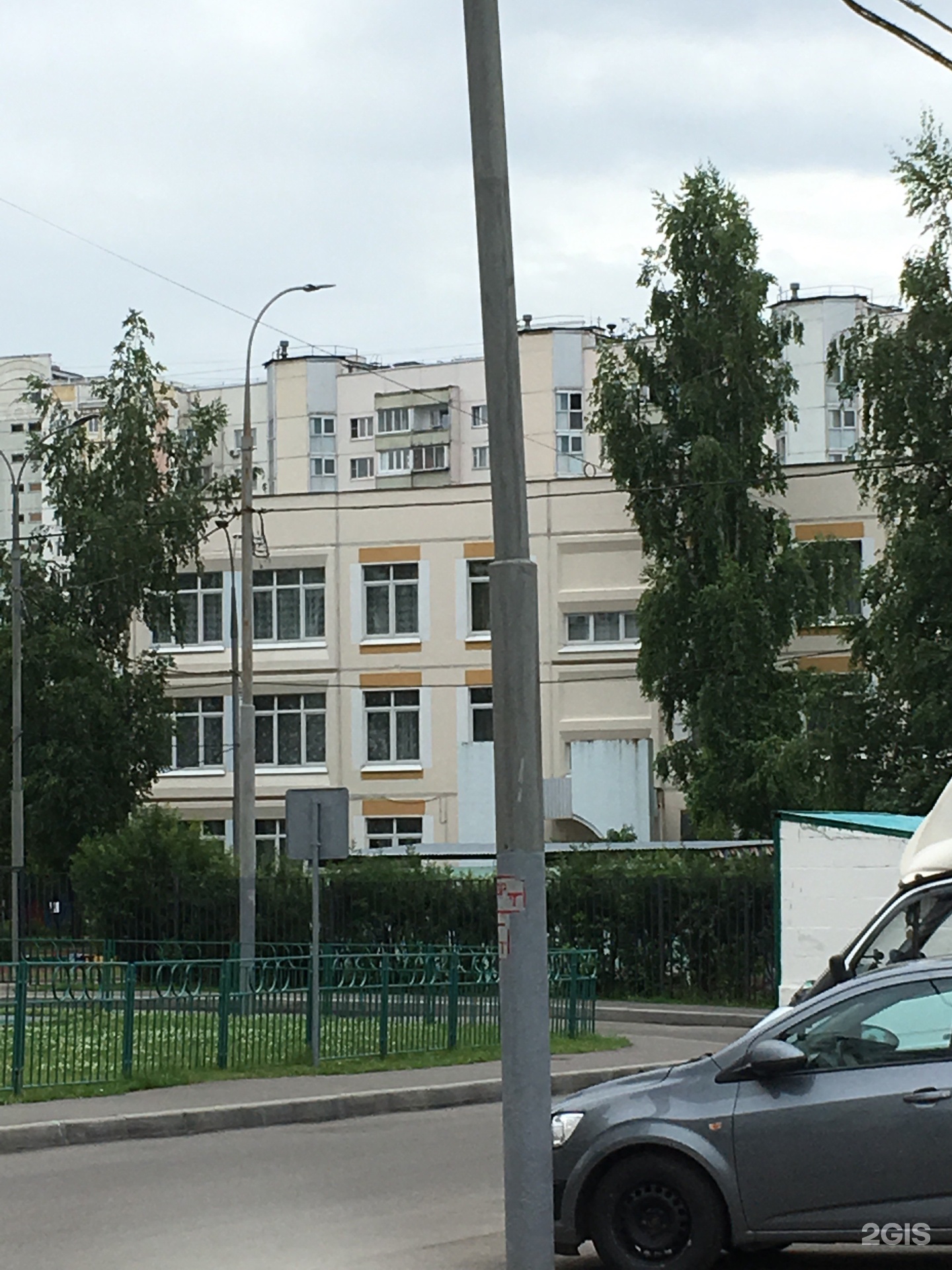 Москва бартеневская улица д 61. Бартеневская 57 к 2. Бартеневская 27 школа. Улица Бартеневская 17. Бартеневская 57 к 3 детский сад