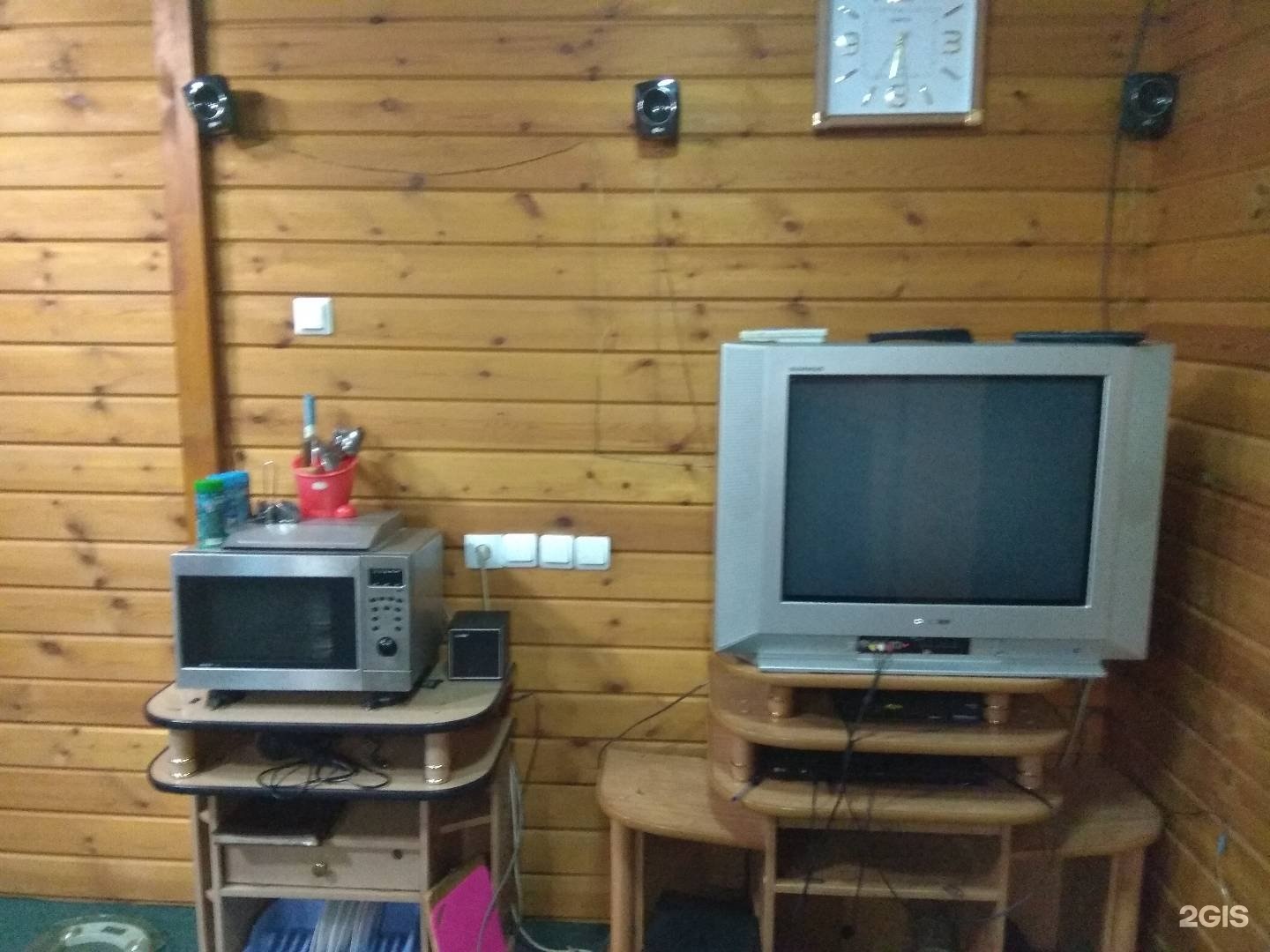 У Володи