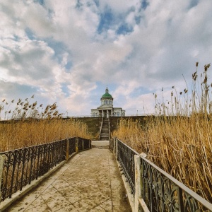 Фото от владельца Сурб-хач, армянская церковь