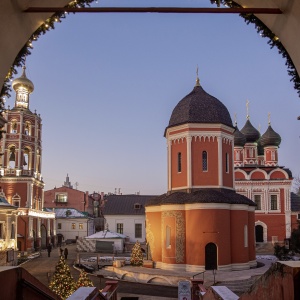 Фото от владельца Экскурсионно-паломническая служба, Высоко-Петровский мужской монастырь