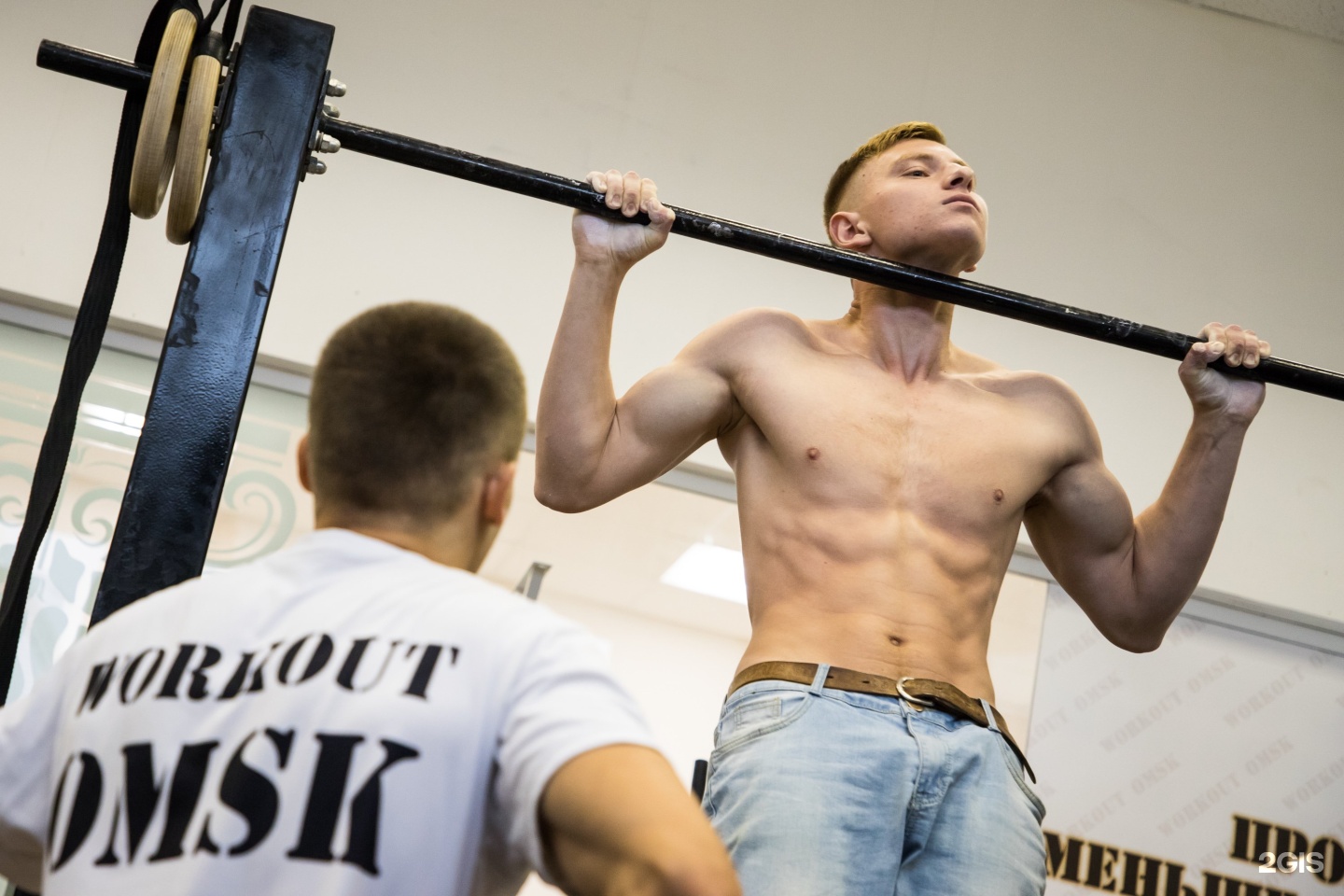 Спортивный омск. Workout Omsk. Шарипов Азамат Омск воркаут. Виталий Пухаев воркаут Омск.