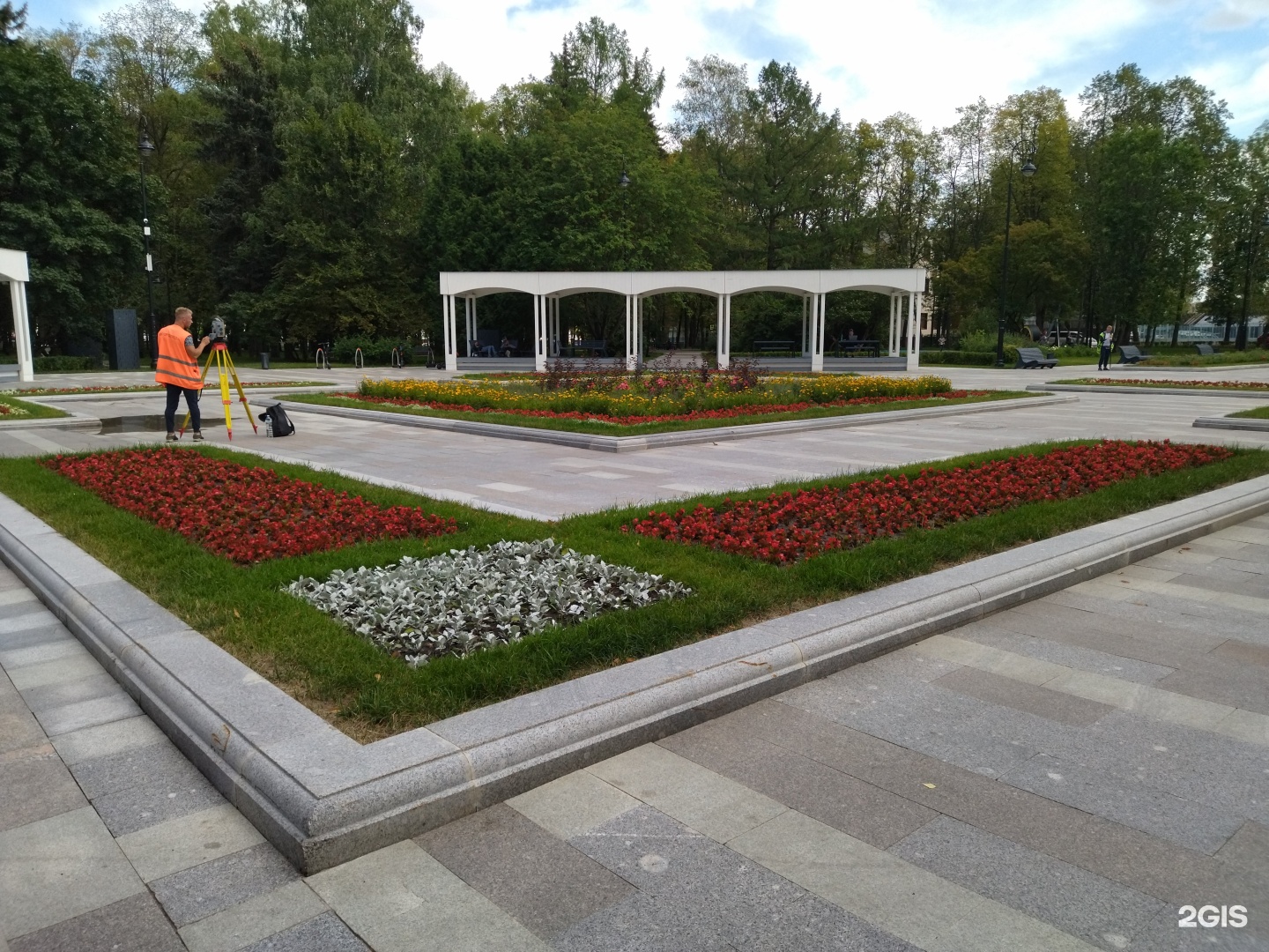 Речной вокзал парк горького. Парк Северного речного вокзала Москва. Северный парк Орел. Улица Северный парк Орел. Парк Северного речного вокзала летом.