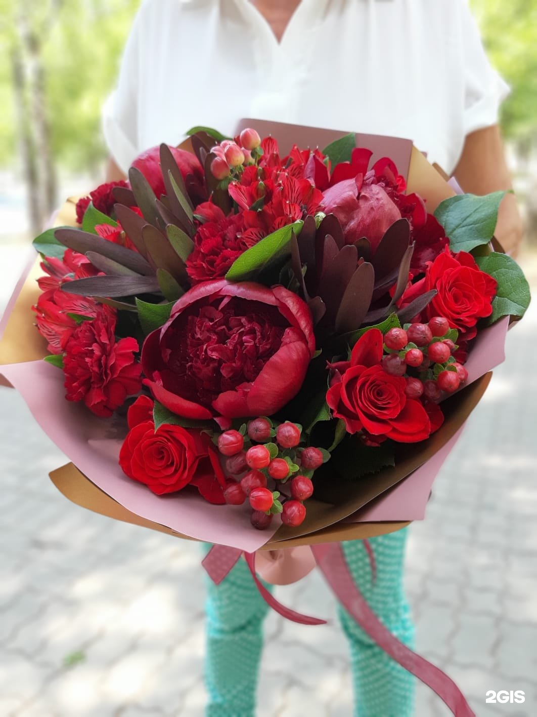 Алжан Нижнекамск цветы. Галерея цветов Тюмень. Love Flowers Нижнекамск. Пр Химиков цветы.