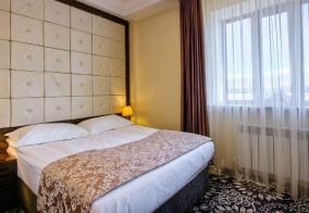 Отель Discovery Hotel в Бишкеке