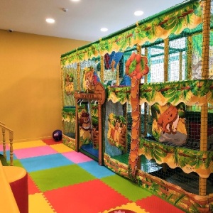 Джангл казань ресторан. Джунгли новосергиевка клуб. Джуманджи тамбов рио. Игровая джунгли черкесск. Джунгли батакская ул 1 6.