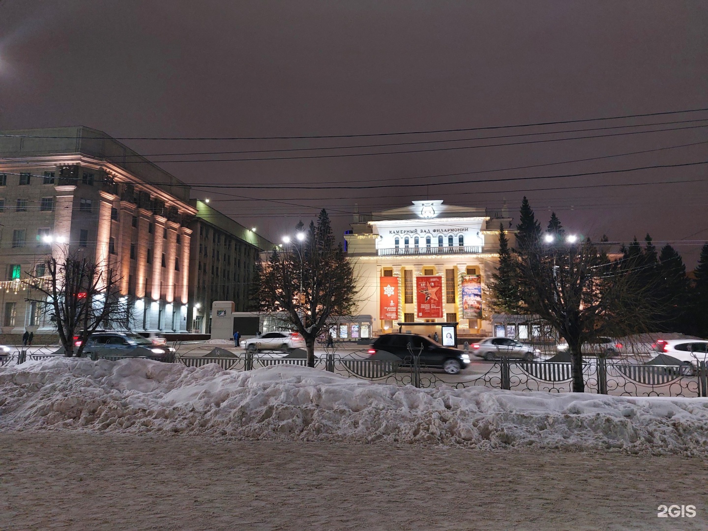 Филармония красная. Новосибирск филармония красный проспект 32. Новосибирская государственная филармония, камерный зал. Камерный зал филармонии Новосибирск. Камерный зал филармонии Новосибирск фото.