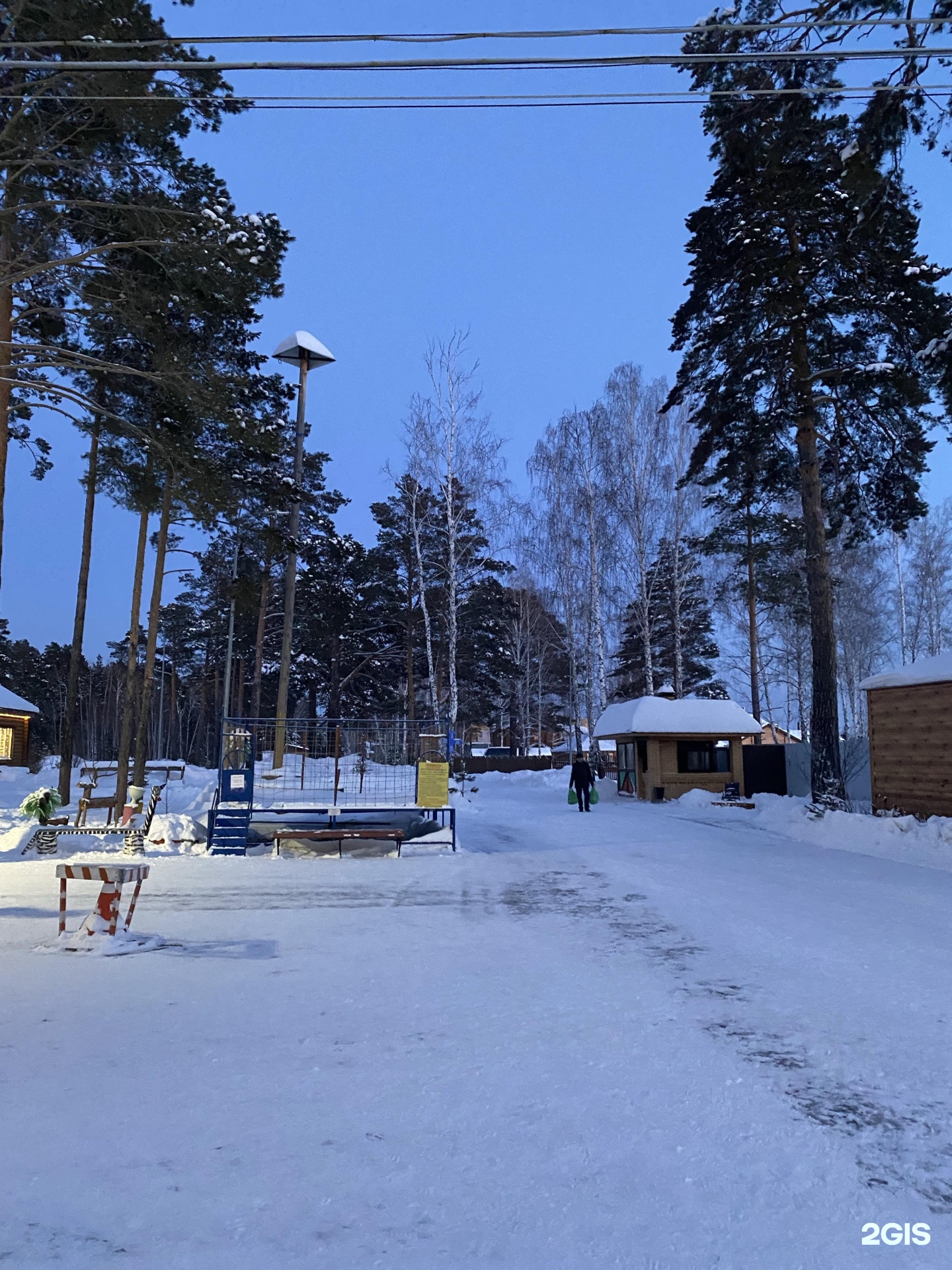 Ялуторовский тракт 27 й зоопарк тюменский. Сосновый Бор зоопарк. Зоопарк Тюменский район, Ялуторовский тракт, 27-й километр фото. Верхний Бор зоопарк Тюмень фото. Зоопарк Тюменский район, Ялуторовский тракт, 27-й километр отзывы.