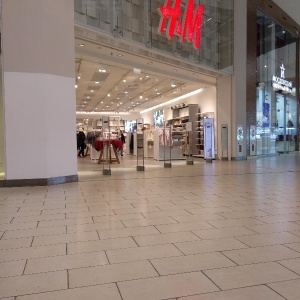 Фото от владельца H & M, магазин одежды