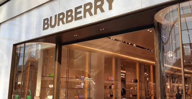 Burberry dubai clearance