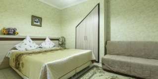 Адлер: Коттедж Willa Roze