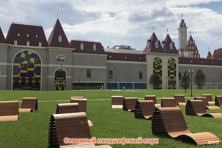 Dream game center просп андропова 1. Остров мечты просп Андропова. Просп. Андропова, 1, Северный ландшафтный парк. Парк Андропова 1 пруд. Остров мечты просп. Андропова, 1, Москва фото замок графа Дракулы