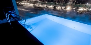 Новосибирск: Отель Сосновый бор