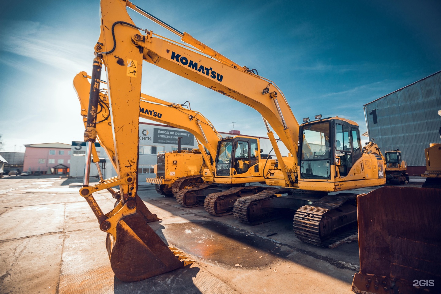 дорожно-строительная техника. механик строительной техники. техобслуживание бульдозера. обслуживание спецтехники. снгк.