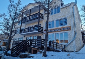 Коттедж Байкальская бочка Мандархан на озере Байкал