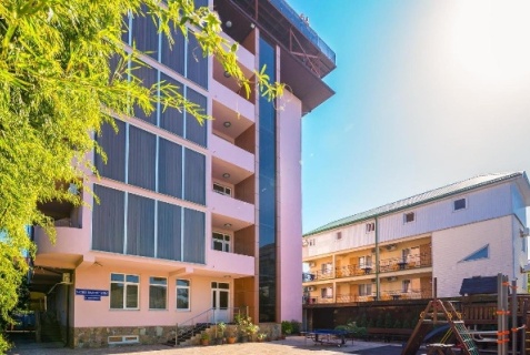 Лазаревское: Гостевой дом Аллес