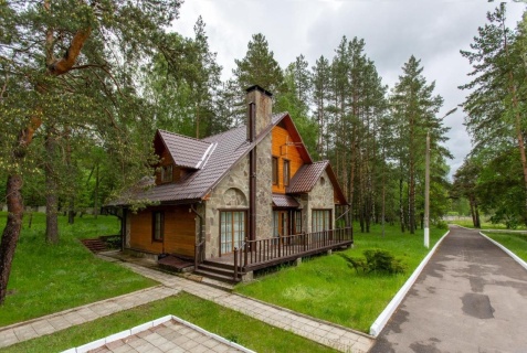 Первая Алексеевка: Отель Лесные пруды