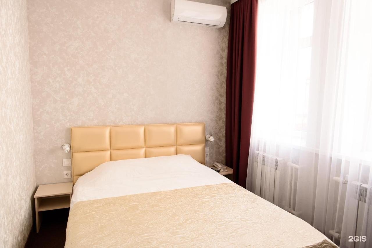 Гостиница гранд кавказ нальчик. Тельмана 3 липецк. Отель полет липецк. Гостиница турист липецк. Универсал отель 3 светлогорск.