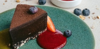 Усть-Заостровка: Турбаза Иртышская Ривьера