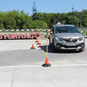 Фото от владельца АвтоКласс, сеть автошкол