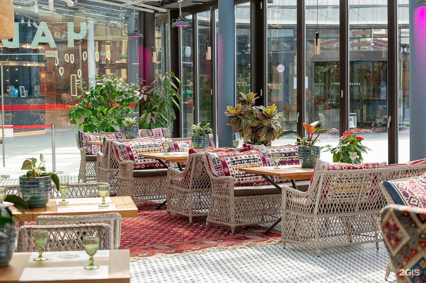 чабрец ресторан меню салаты. чабрец дыбенко меню. чайхона чабрец меню бара. чабрец дыбенко меню. чабрец меню кафе.