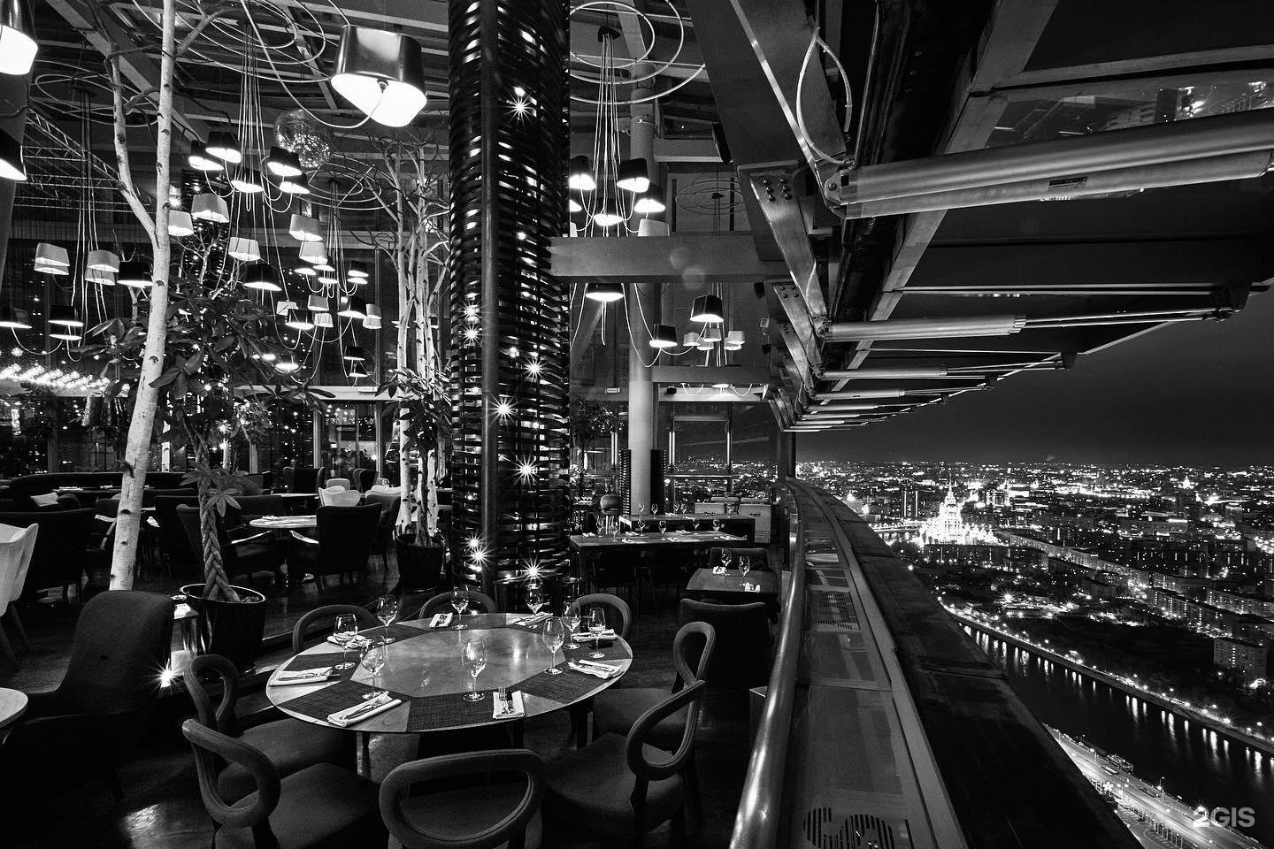 Night restaurant