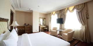 Минск: Апартаменты Crowne Plaza Minsk