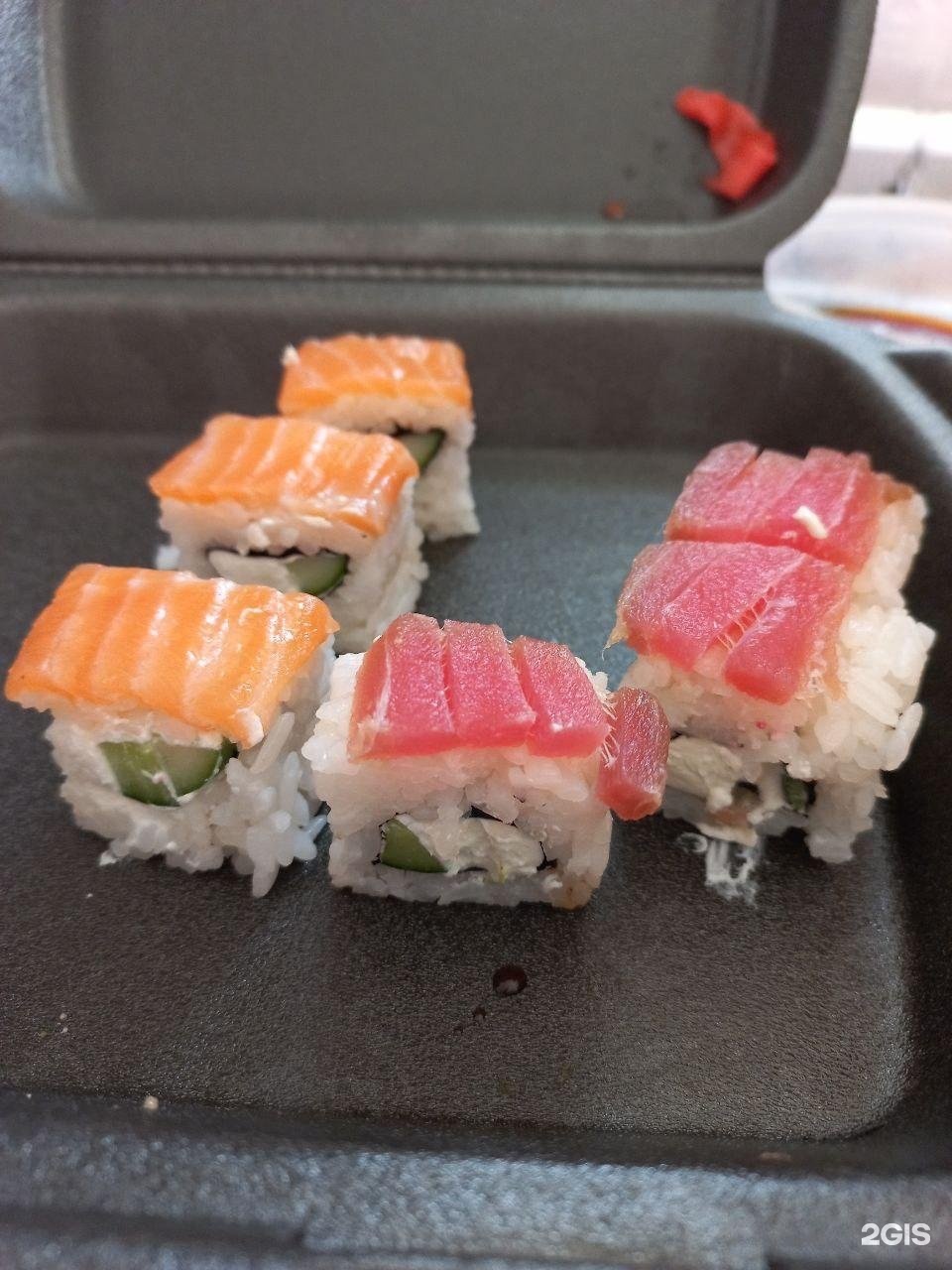 Суши дворик. Суши дворик. Японский дворик чебоксары. Японский дворик меню. Суши ян химки.