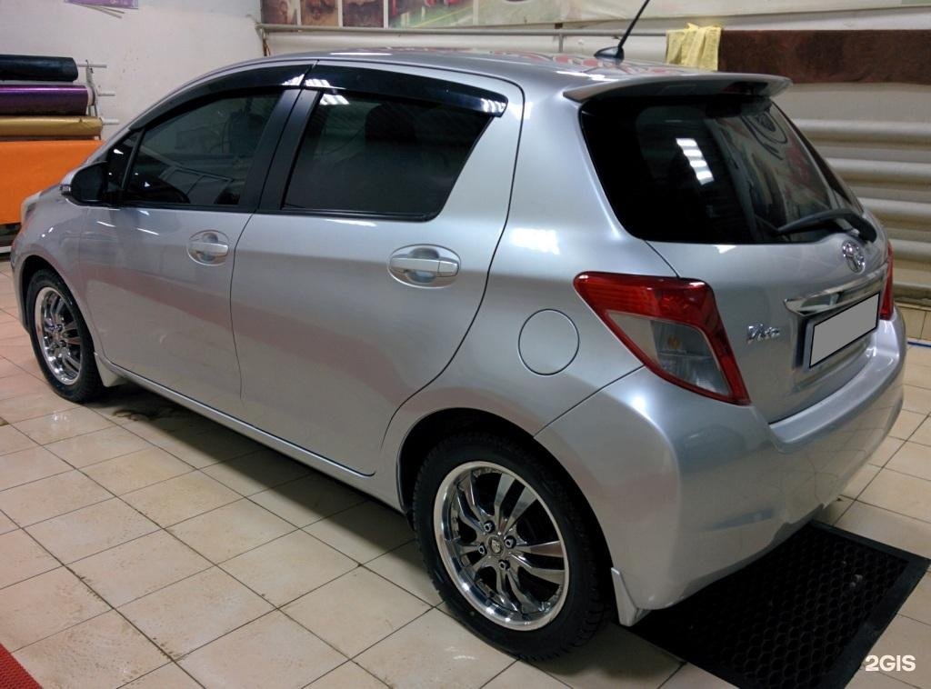 Toyota Vitz 2007 Spoiler