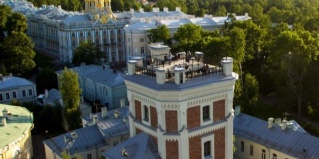 Пушкин: Отель Певческая башня