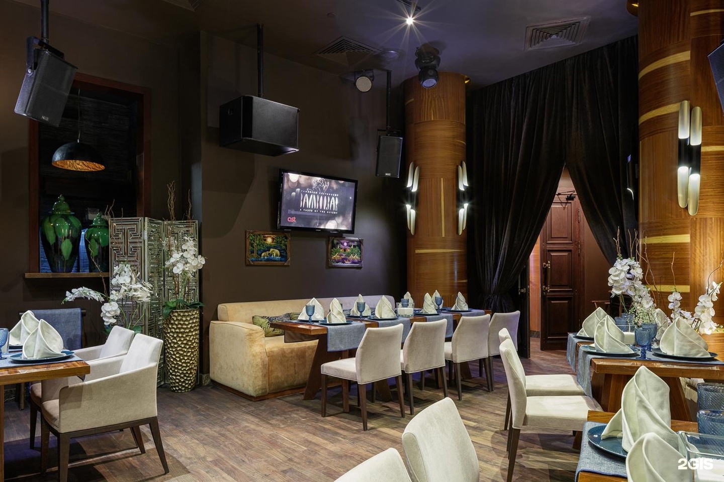 Bamboo bar москва сити. Ресторан в Москва Сити Бамбо бар. Bamboo Bar караоке. Шеф ресторана Бамбу бар. Moscow / Bamboo Bar. Kjuj.