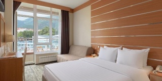 Геленджик: Отель Alean Family Biarritz