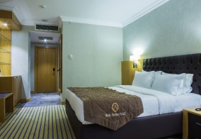 Отель Aidana Plaza Hotel в Шымкенте