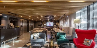 Москва: Отель Максима Ирбис