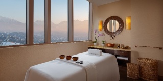 Алматы: Хостел The Ritz-Carlton Almaty