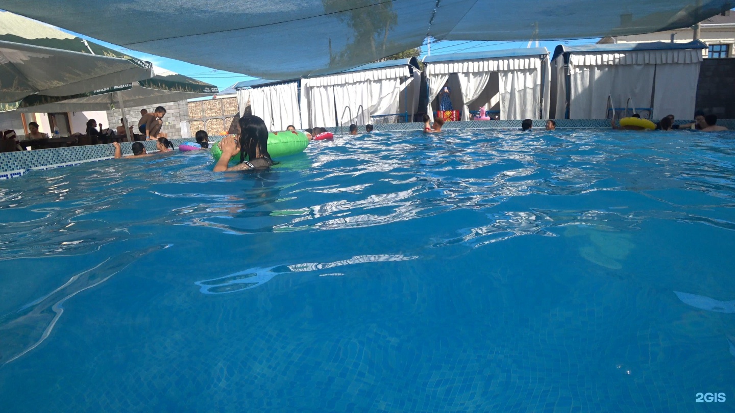 Aqua Grand