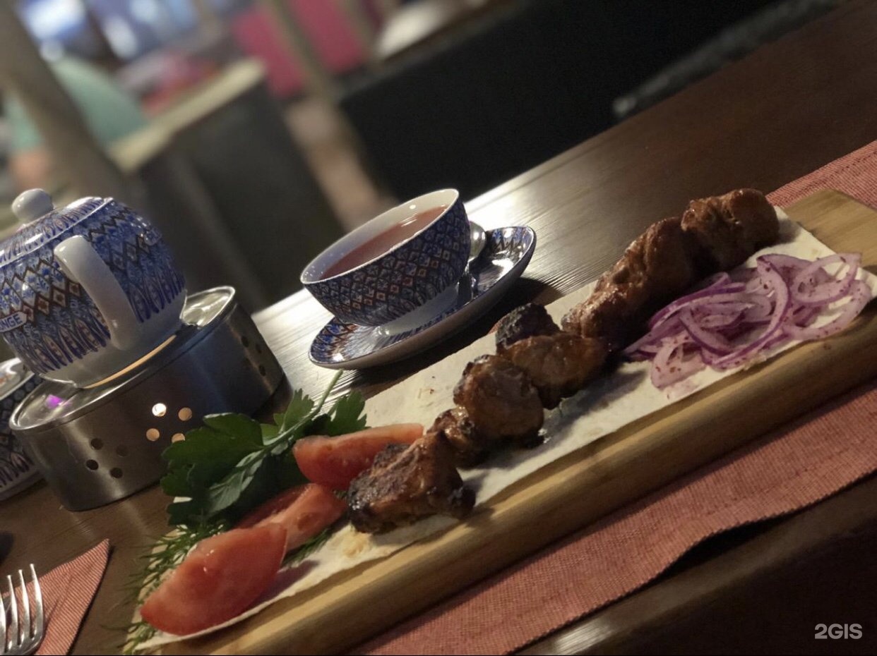 Plov lounge тюмень. Plov Lounge Тюмень Республики 131. Plov Lounge Ташкент. Плов лаунж Тюмень Обдорская. Проект Чайханы.