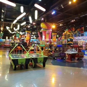 Шымкент тц. Фиркан казахстан тараз 11. Мы в фиркан сити видео. Фанки таун аттракционы. Фиркан тараз казахстан.