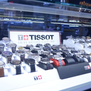 Фото от владельца Tissot, салон часов