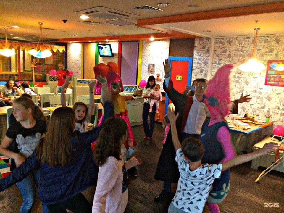 Kids cafe. Торговый квартал Набережные Челны кафе. Кафе pronto Набережные Челны. Кафе в квартал Набережные Челны. Кидпронто.