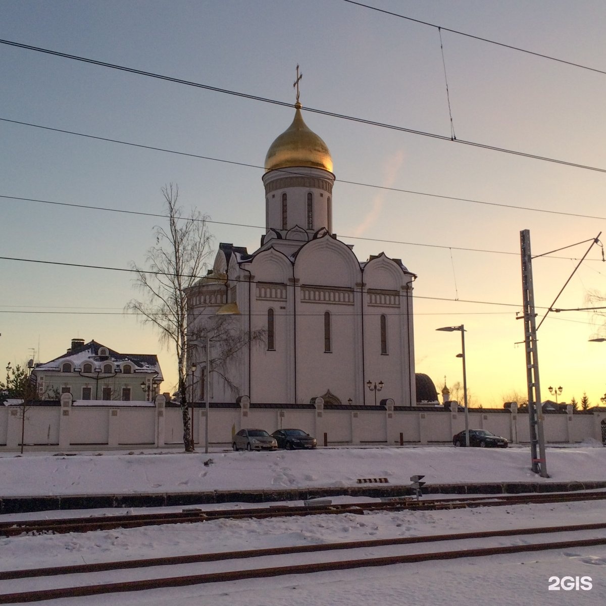 Усово храм сайт. Храм в Усово Одинцовский район. Усово храм Спаса Нерукотворного. Храм Христа Нерукотворного в Усово. Храм Спаса Нерукотворного образа в Усово.