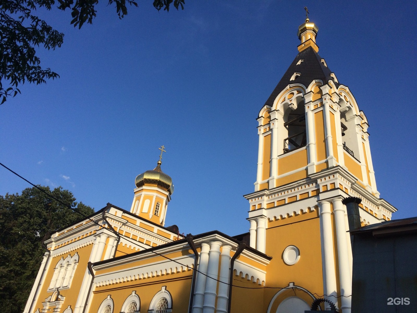 Церковь на советской. Ромашково Церковь Николая Чудотворца. Никольский собор Можайск. Храм святителя Николая п Володарского. Церковь сов-Никольская.