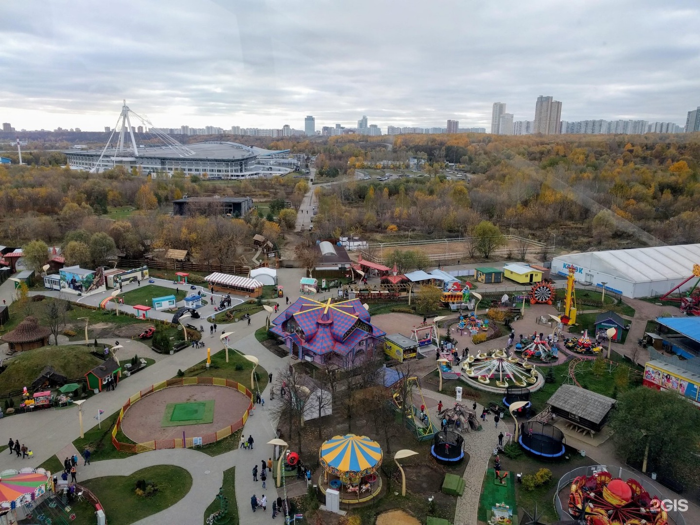 парк сказка в москве
