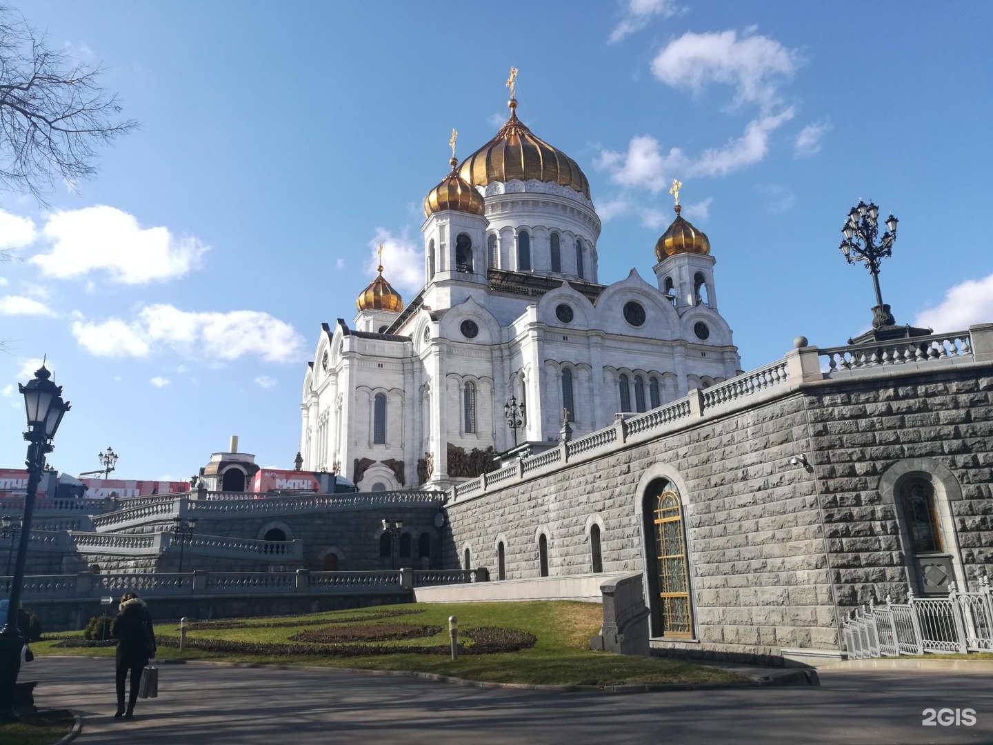 Москва волхонка 15. Храм Христа Спасителя. Храм на Кропоткинской Москва.