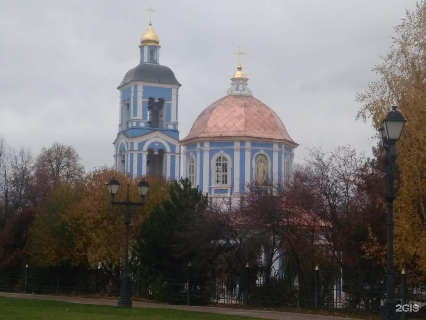 Храм Живоносный источник в Царицыно внутри