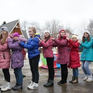 Фото от владельца Терем Снегурочки, выставочно-развлекательный комплекс