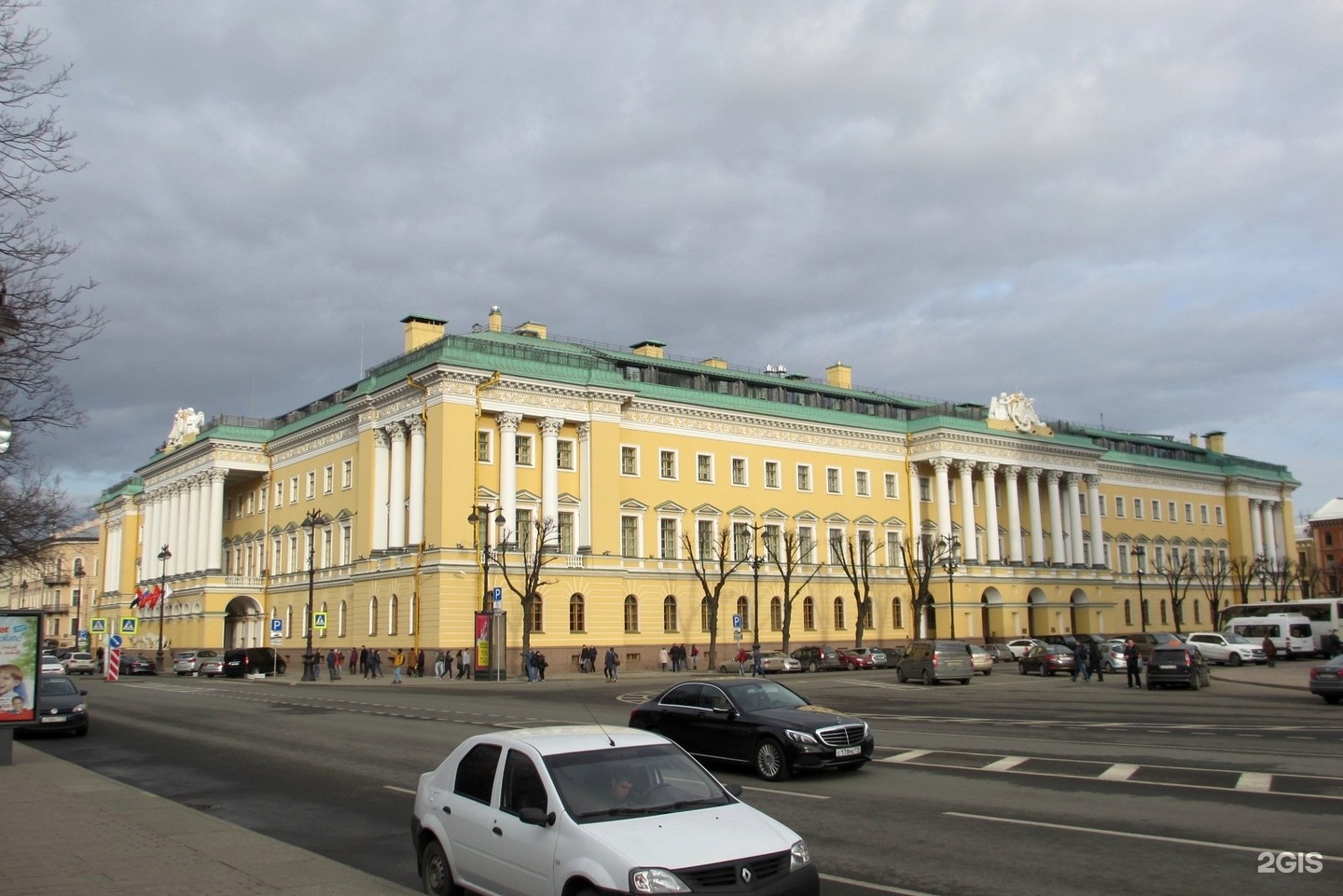 Lion palace санкт петербург. Дом Лобанова-Ростовского на Адмиралтейском проспекте. Hotel Lion Palace St. Petersburg Вознесенский просп 1. Адмиралтейский проспект 12. Four Seasons Lion Palace парковка.