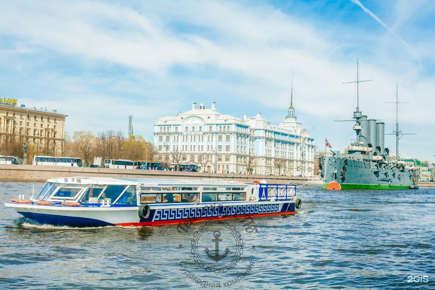 Судно санкт петербург. Теплоход Фонтанка СПБ. Фонтанка 71 теплоход. Цефей Питер теплоход. Теплоход на набережной.