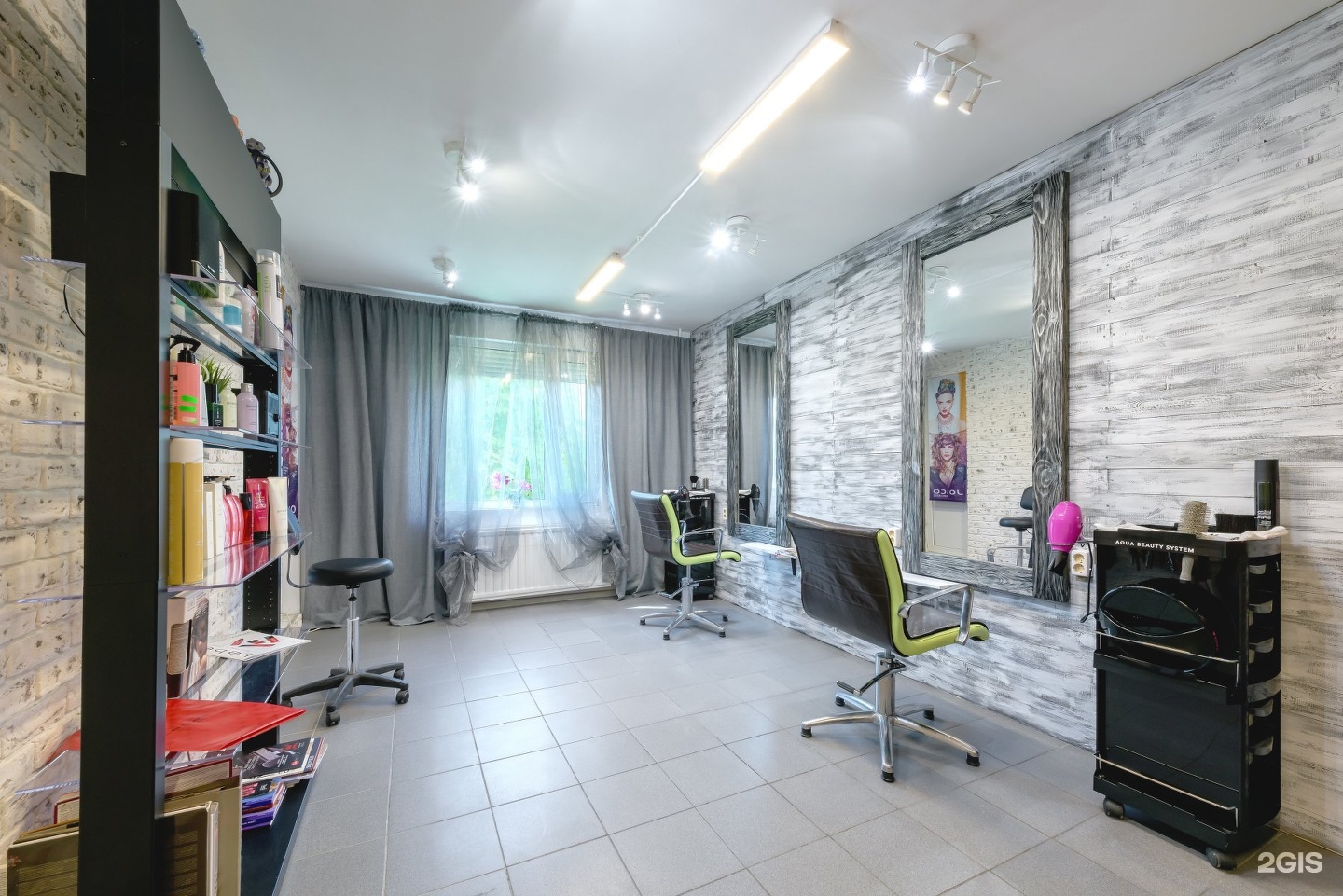Парикмахерской мастерской. Мастерская красоты валентины грицкевич. Академия красоты владивосток. Индустрии 41 екатеринбург мастерская красоты я. Композиторов 12 салон красоты.