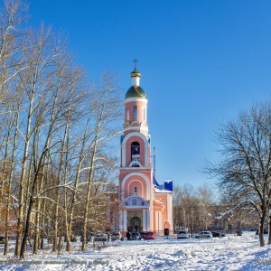 Фото от владельца Церковь святых первоверховных апостолов Петра и Павла