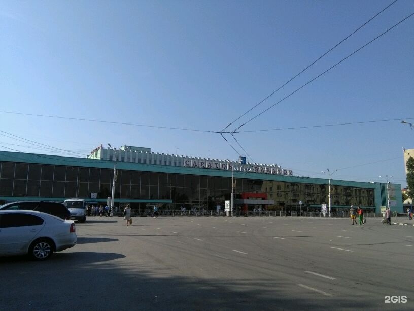 Район вокзала саратов. Железнодорожный вокзал Саратов-1, Саратов. ЖД вокзал Саратов 1. Саратов Привокзальная площадь 1 Железнодорожный вокзал. Саратов вокзал площадь.